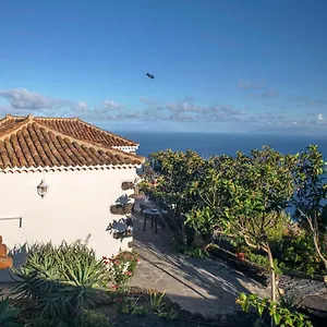 maximina.in-canary-islands.com/