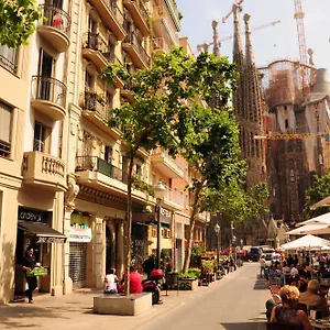 Gaudi Sagrada Familia Apartament