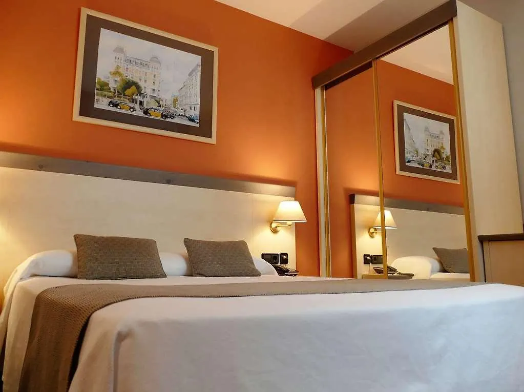 Petit Palace Trencadis 4*, Барселона